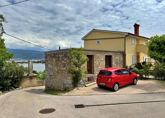 Car Lj. Apartman